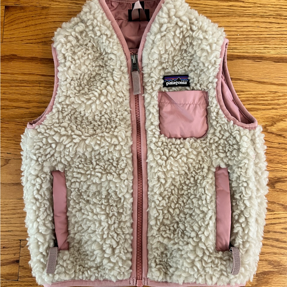 Patagonia girls 2T fleece vest